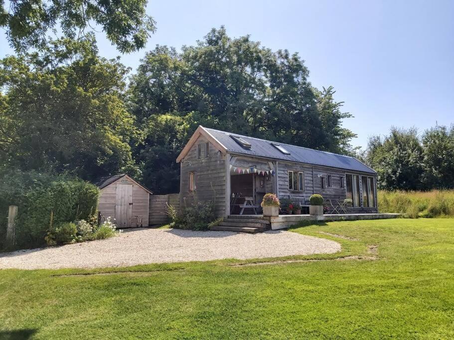 Log Cabin At The Old Summer Dairy Glastonbury Somerton  Dış mekan fotoğraf