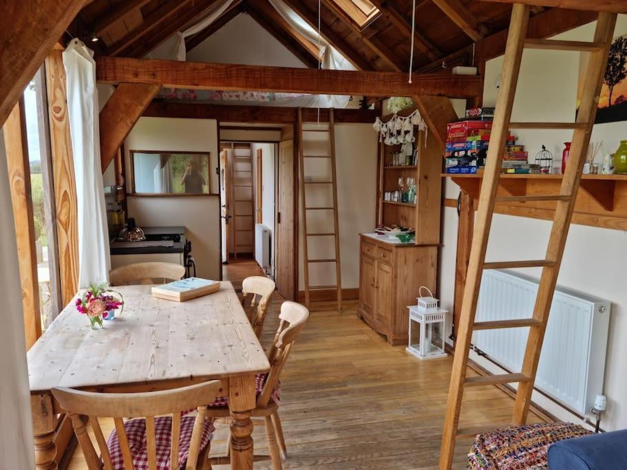 Log Cabin At The Old Summer Dairy Glastonbury Somerton  Dış mekan fotoğraf